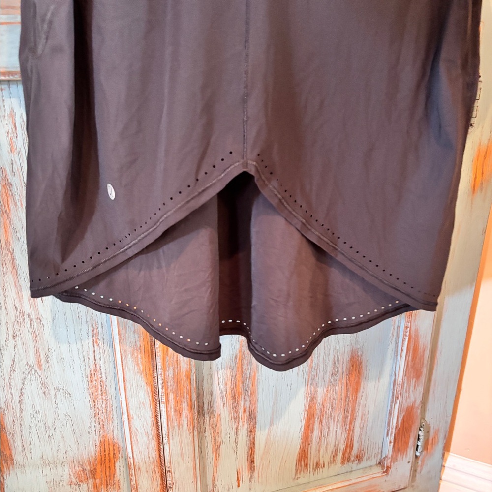 Lulu black tank size 6 - Picture 5 of 7